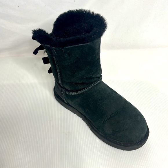 Ugg Bailey Boots with Corduroy Bows - Picture 5 of 10